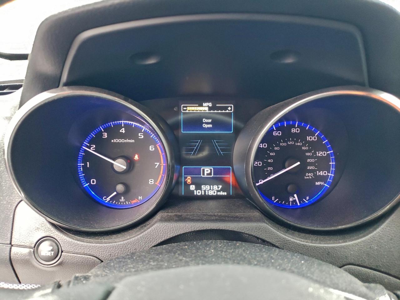 Subaru Outback 2.5i Premium Image 11