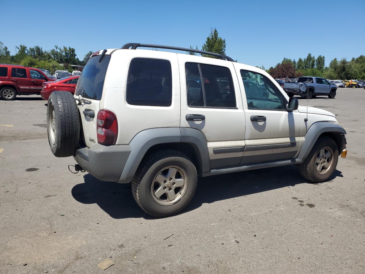 Jeep Liberty Sport Image 12