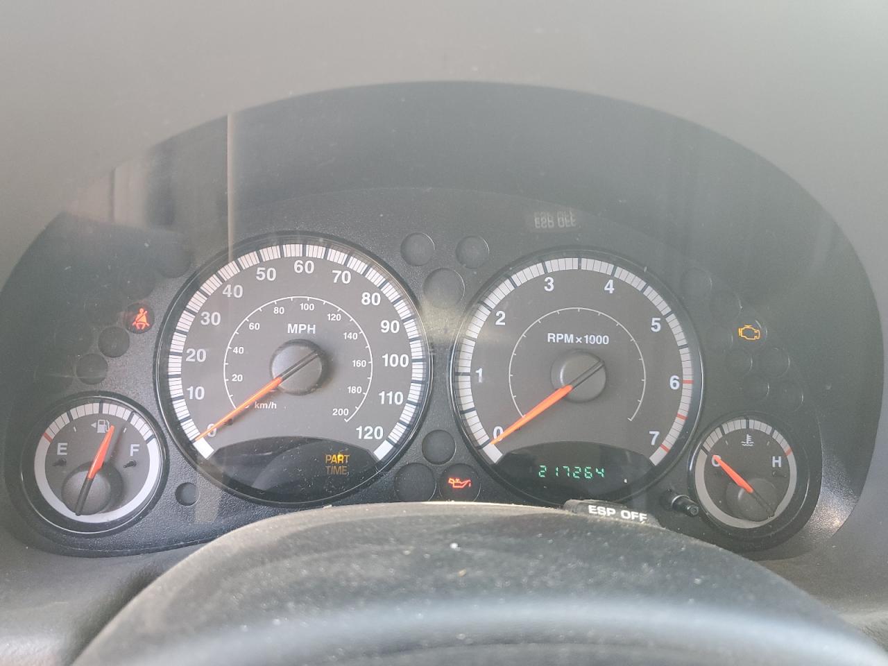 Jeep Liberty Sport Image 7