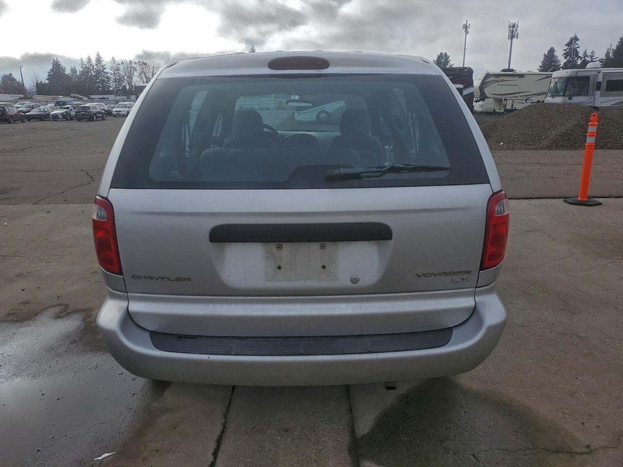 Chrysler Voyager Image 6