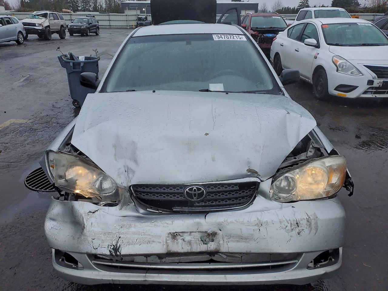 Toyota Corolla Ce Image 4