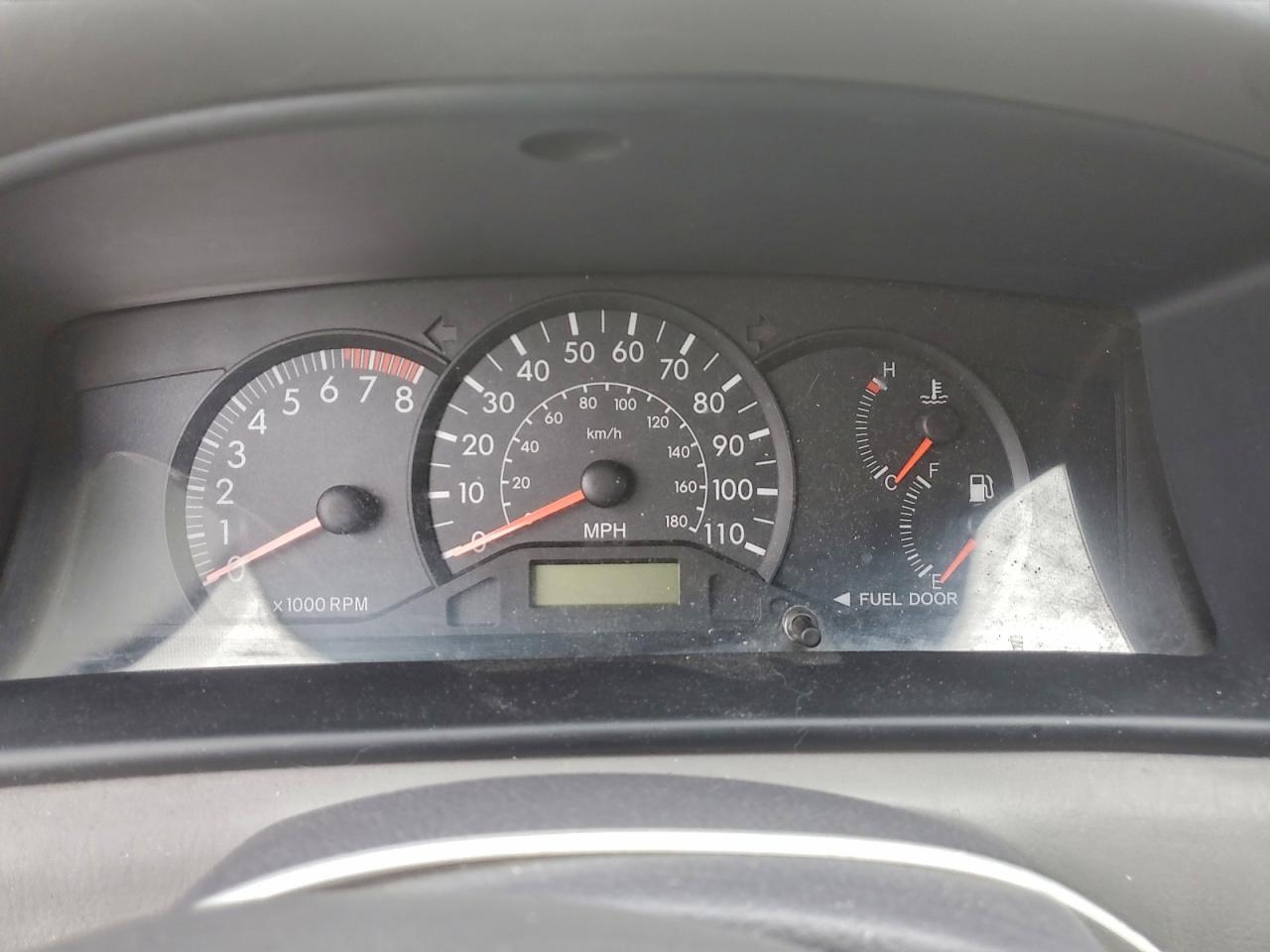 Toyota Corolla Ce Image 7