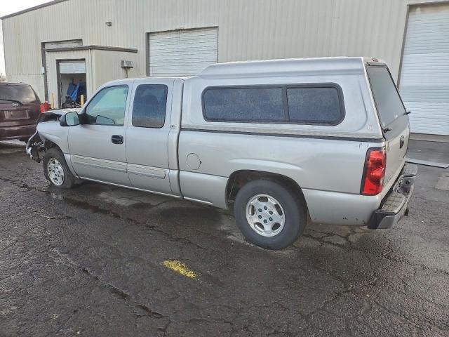 Chevrolet Silverado C1500 Image 2