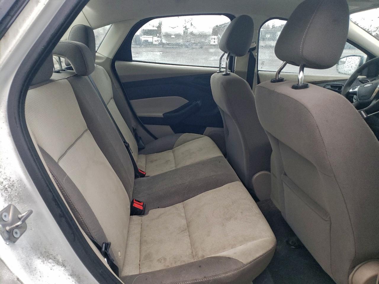 Ford Focus Se Image 12