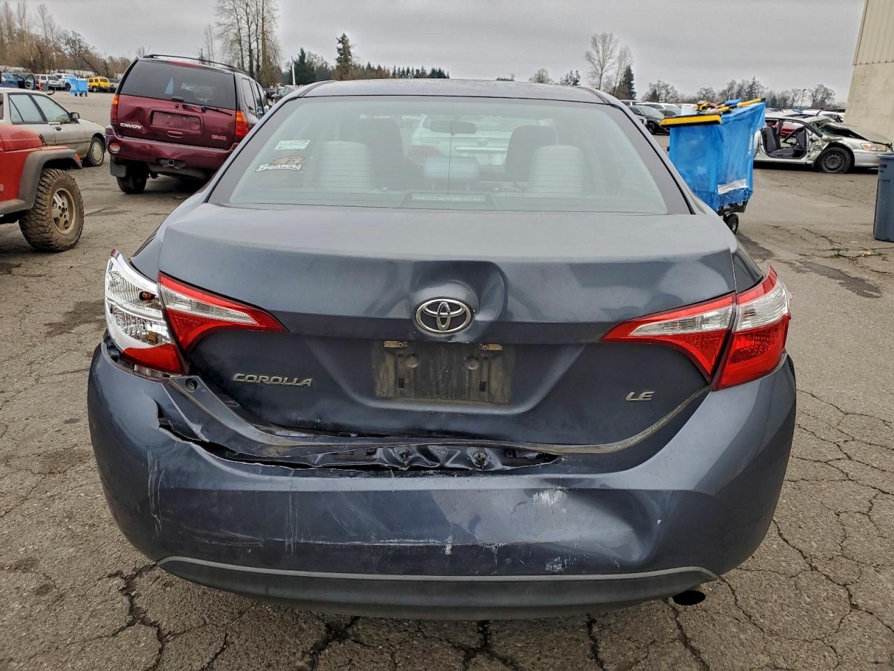 Toyota Corolla L Image 4