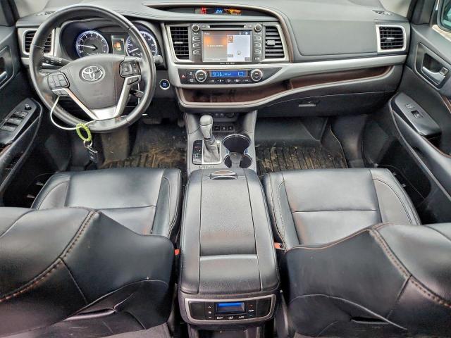 Toyota Highlander Se Image 9