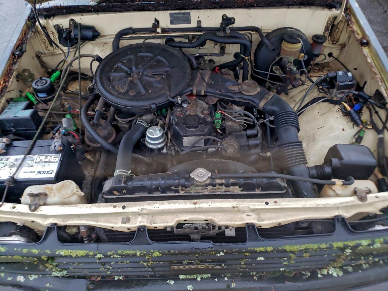 Toyota Pickup 1/2 Ton Rn50 Image 7