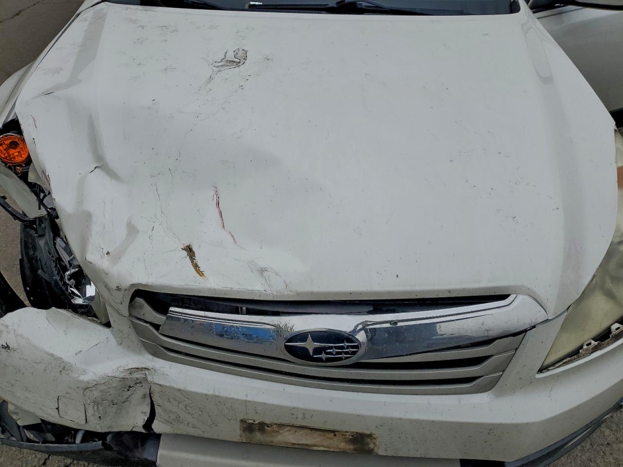 Subaru Outback 2.5i Premium Image 8