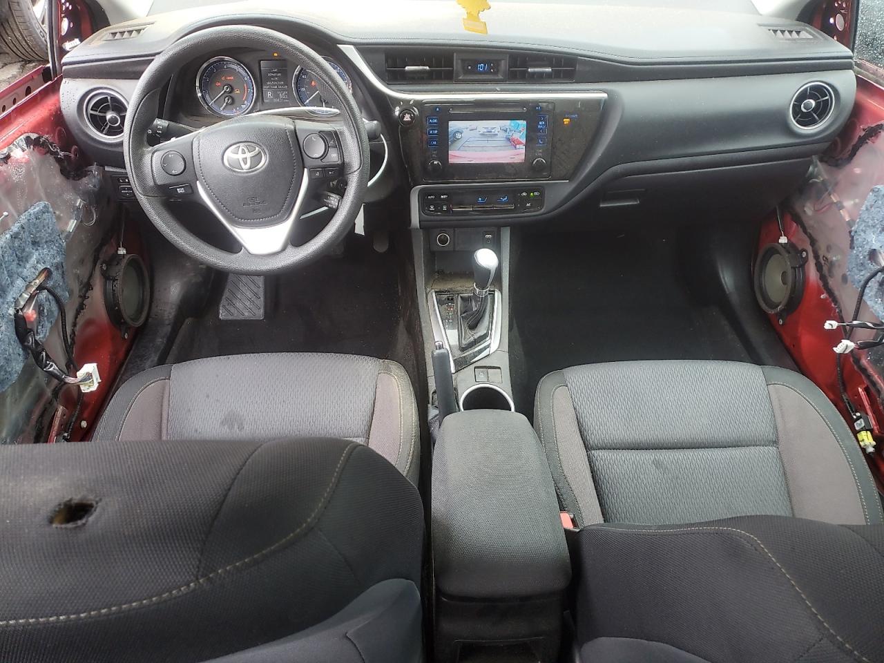 Toyota Corolla L Image 10