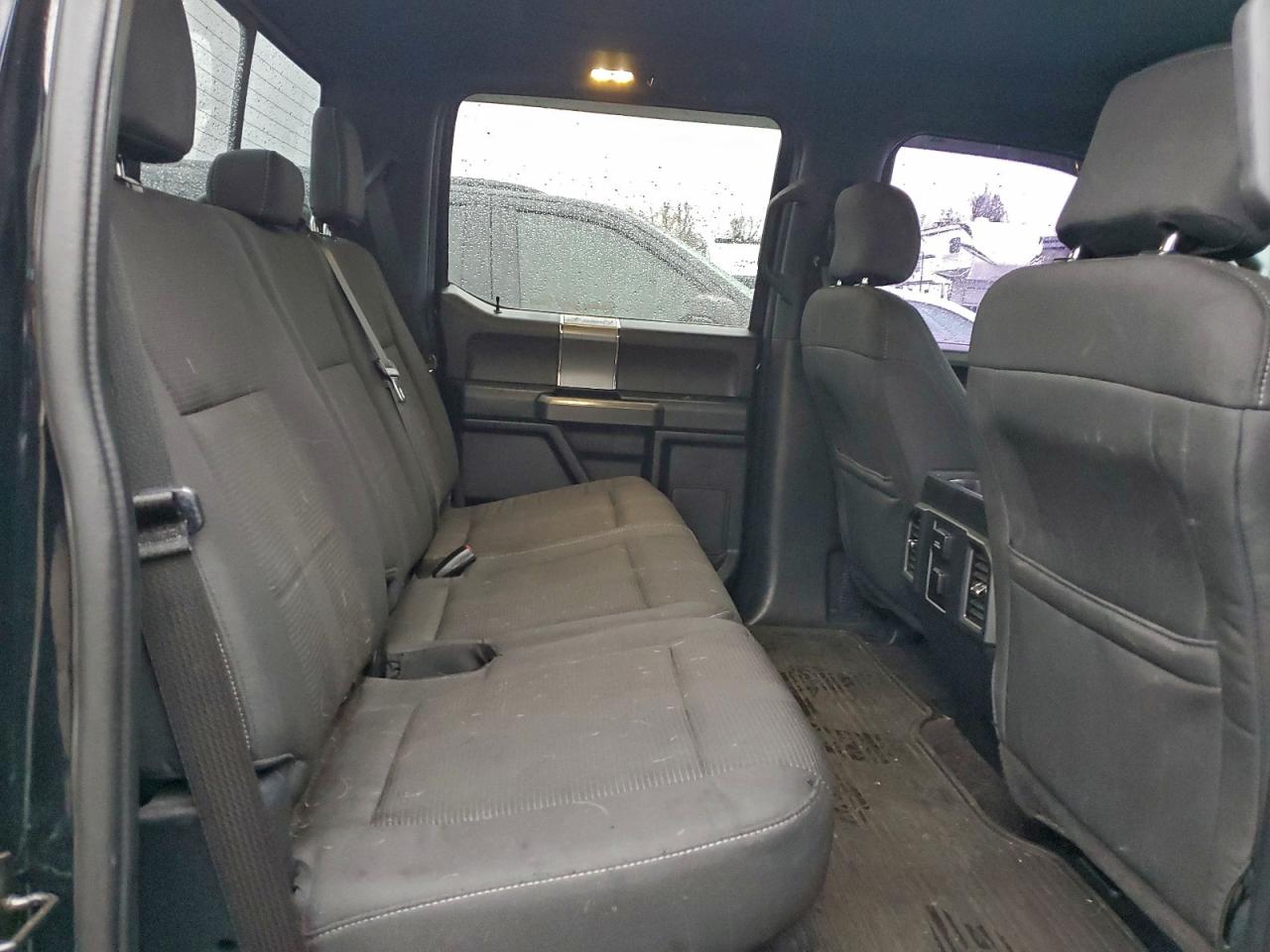 Ford F-150 Supercrew Image 9