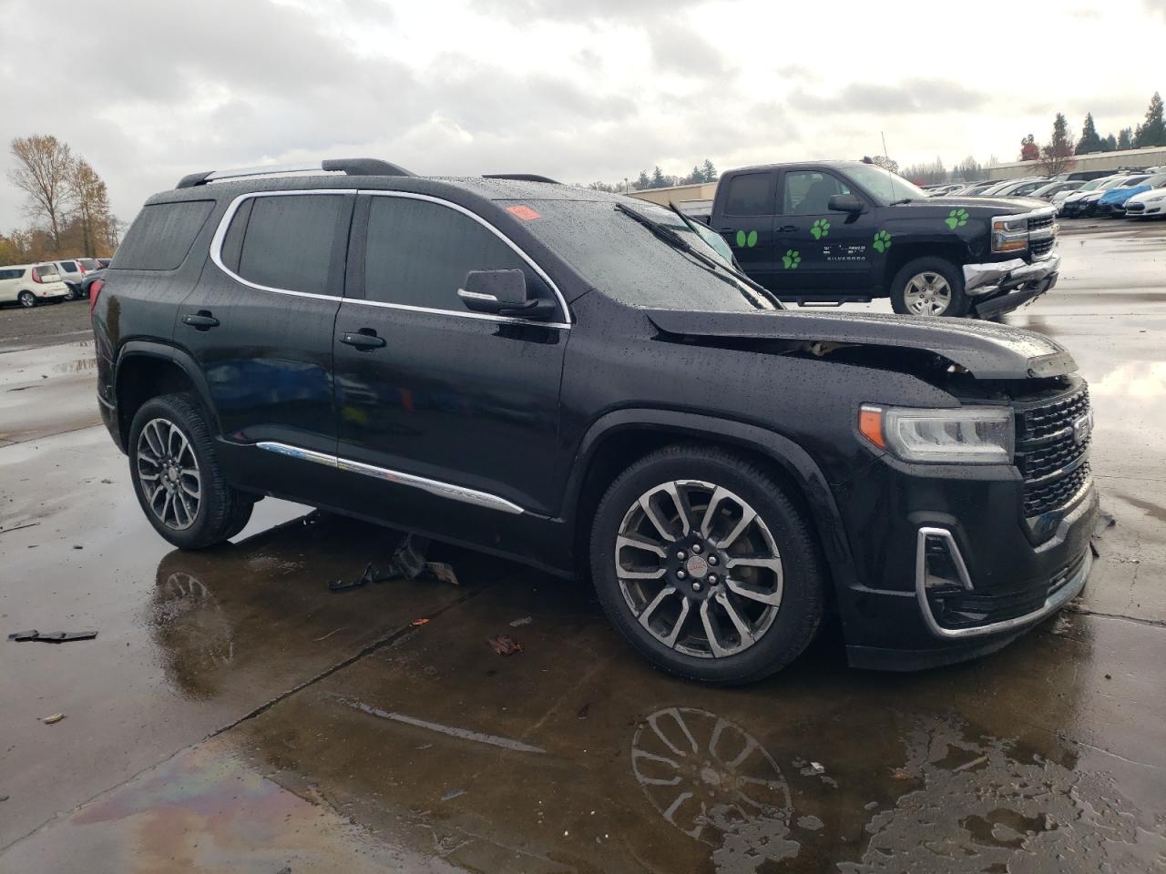 GMC Acadia Denali Image 12