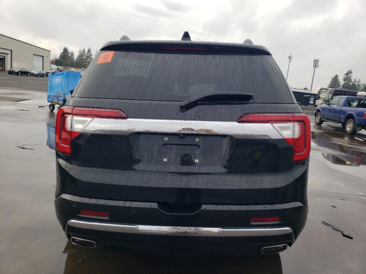 GMC Acadia Denali Image 5