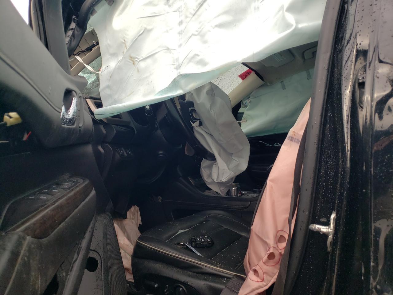 GMC Acadia Denali Image 6