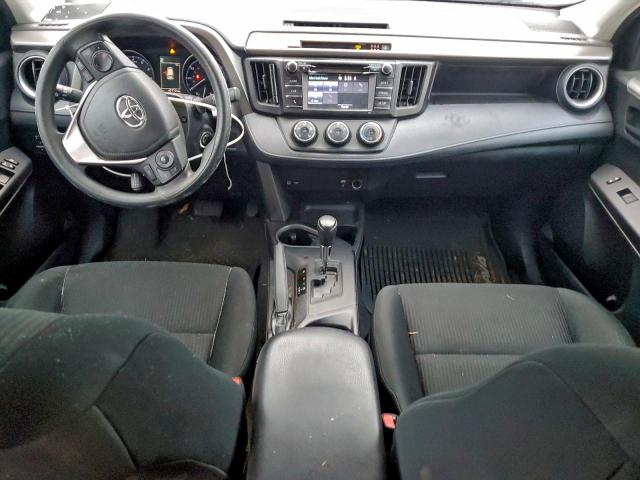 Toyota RAV4 Le Image 9