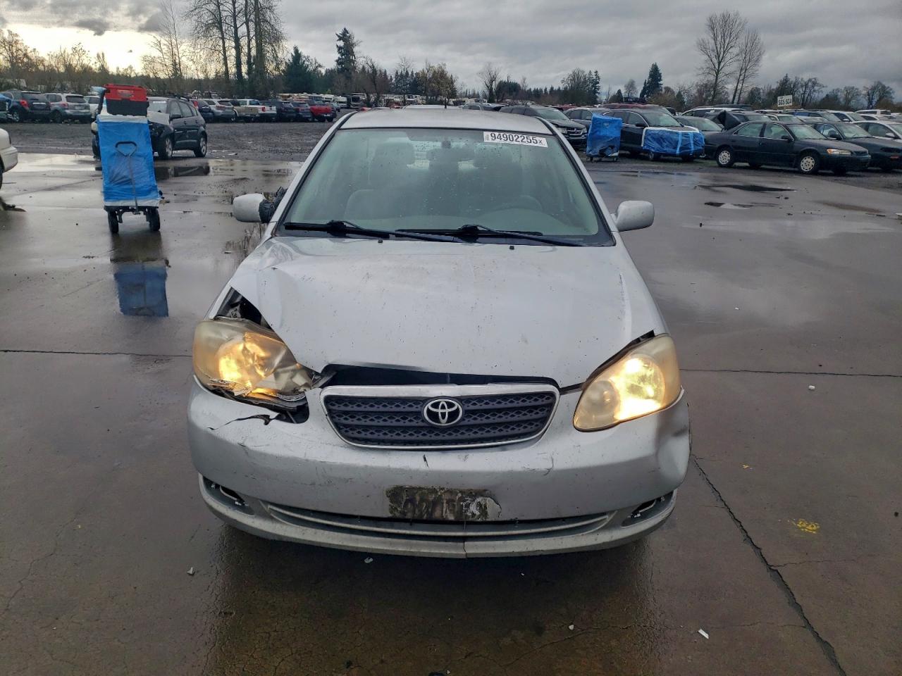 Toyota Corolla Ce Image 6