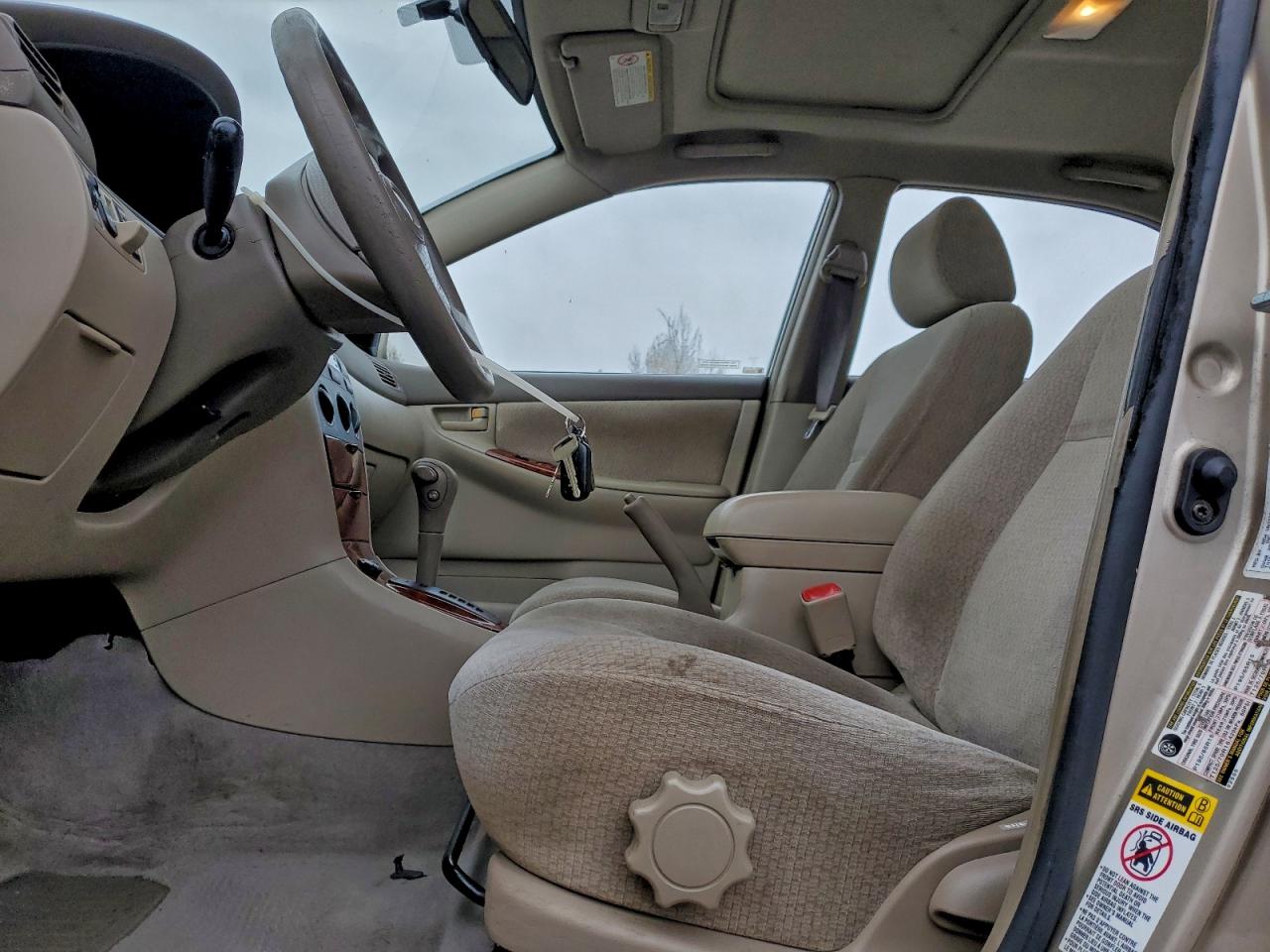 Toyota Corolla Ce Image 3