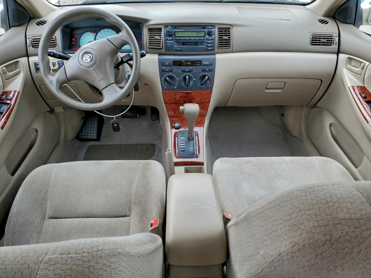 Toyota Corolla Ce Image 10