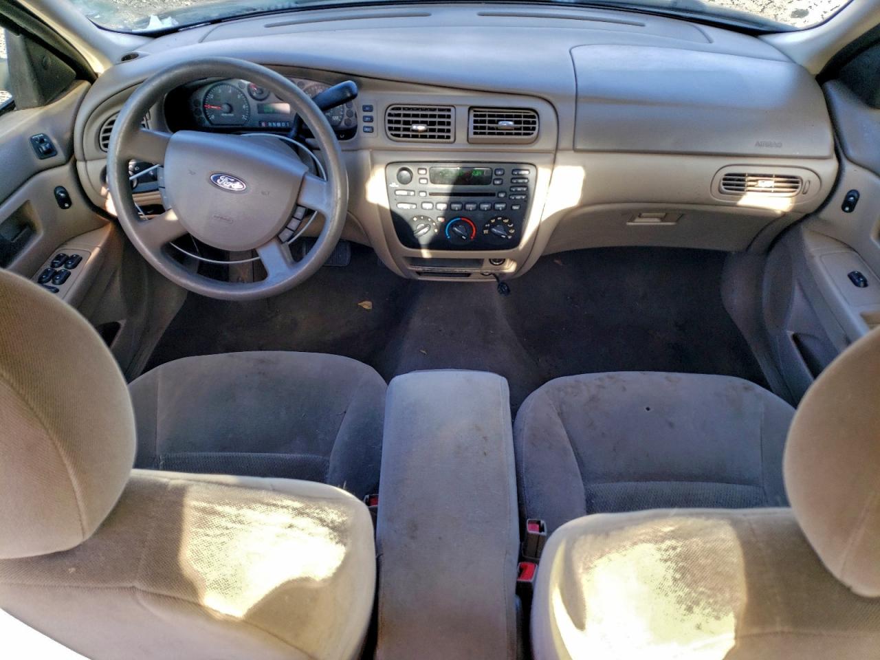 Ford Taurus Se Image 9