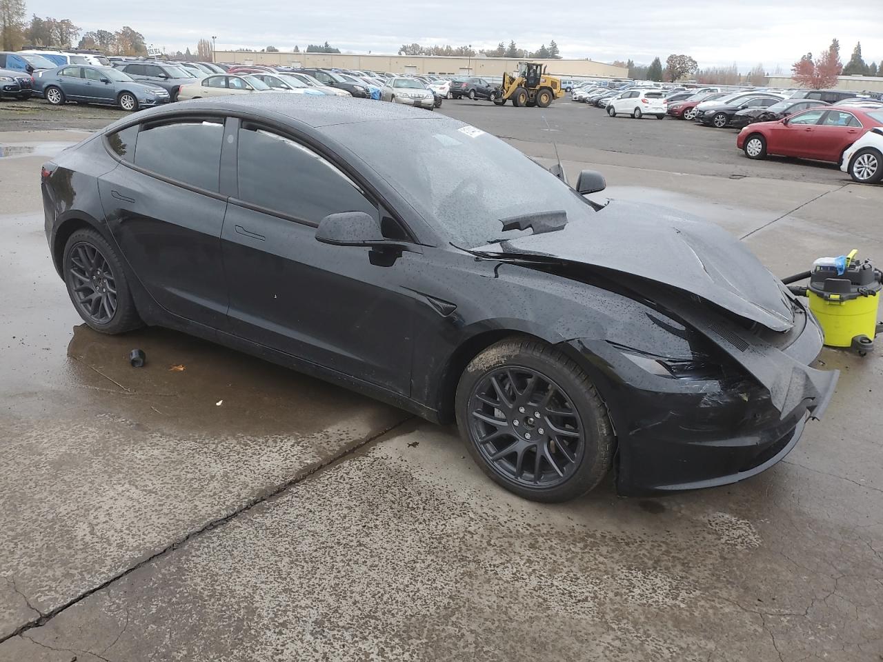 Tesla Model 3 Image 5