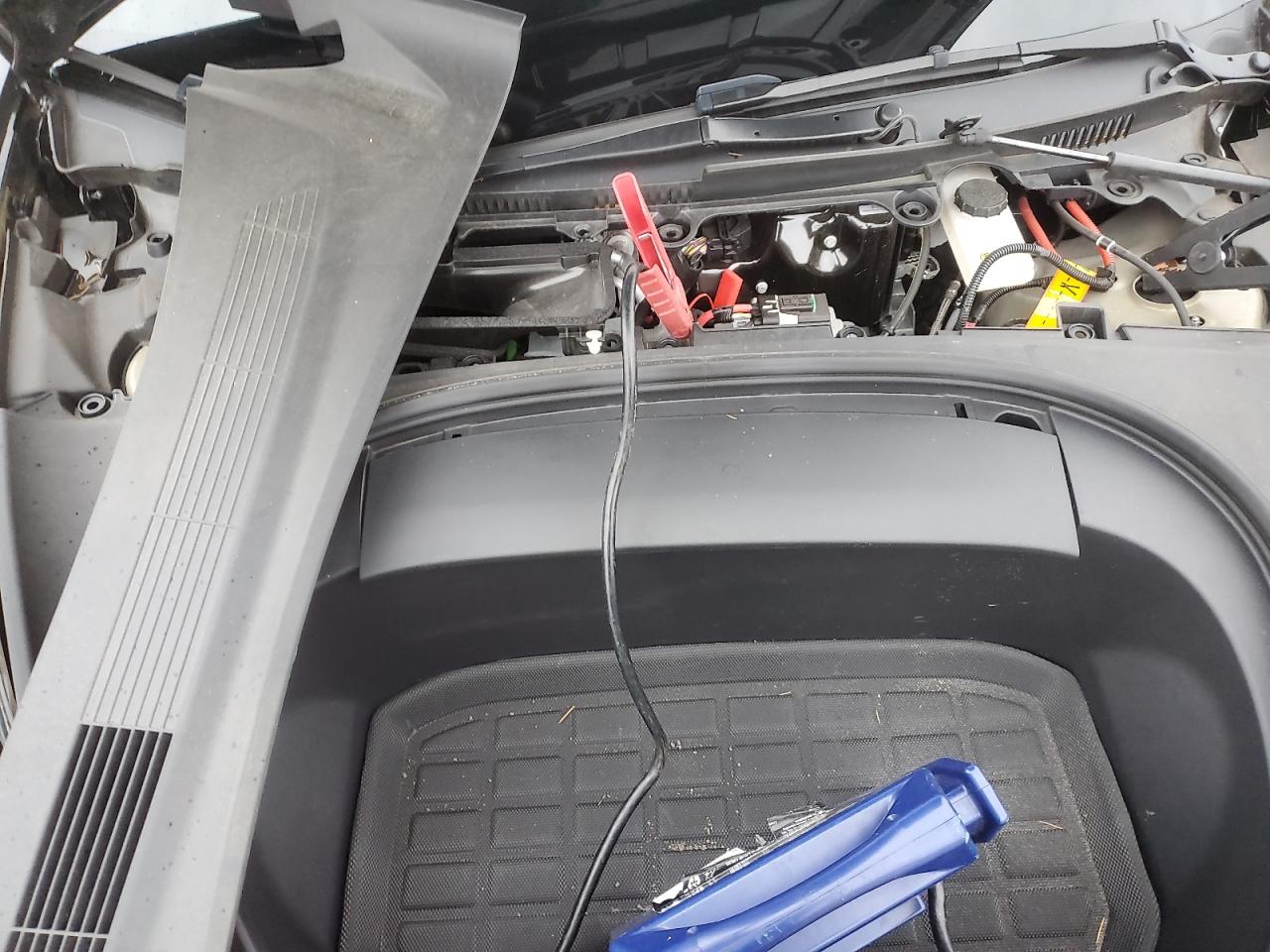 Tesla Model 3 Image 9