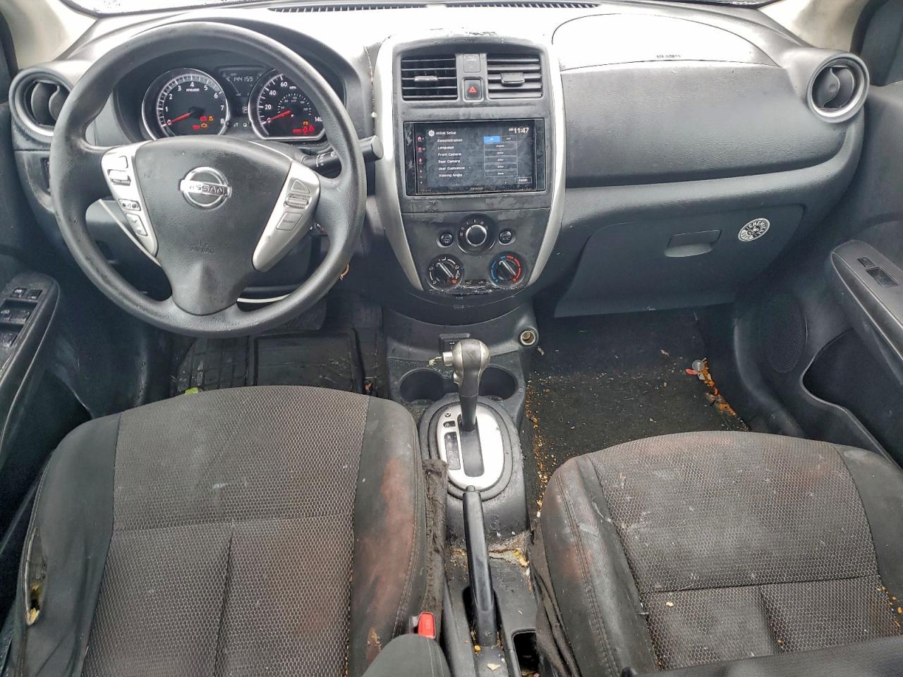 Nissan Versa S Image 6