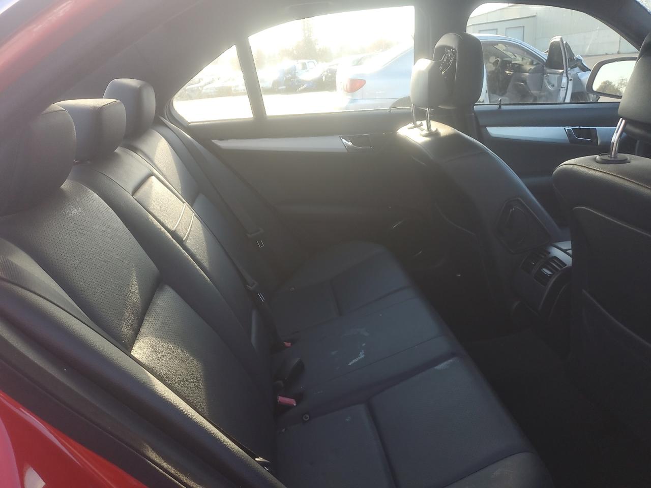 Mercedes-Benz C-Class 300 Image 6