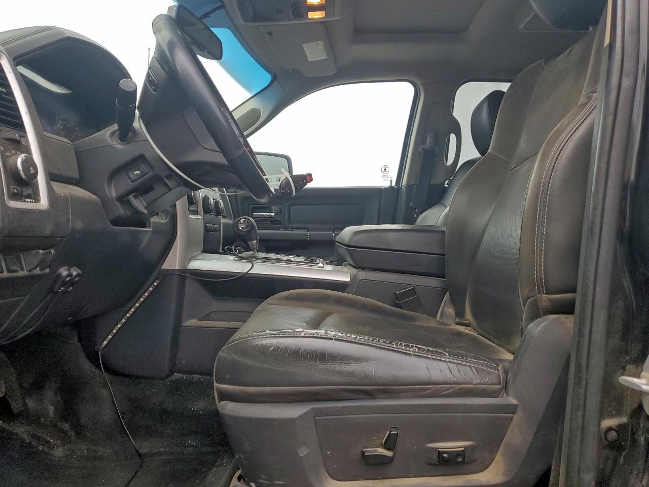 Dodge Ram 1500 Sport Image 11