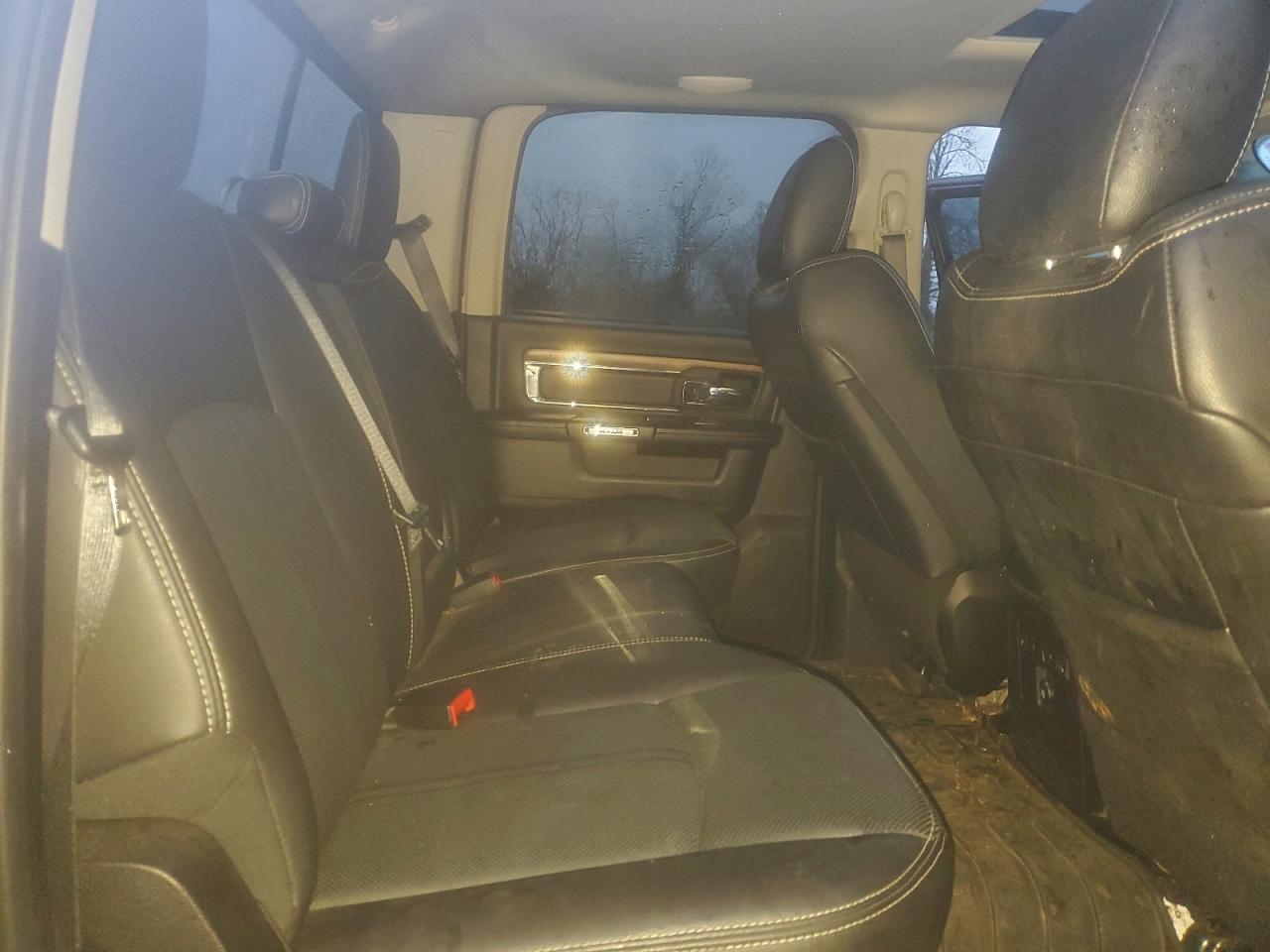 Ram 2500 Laramie Image 5