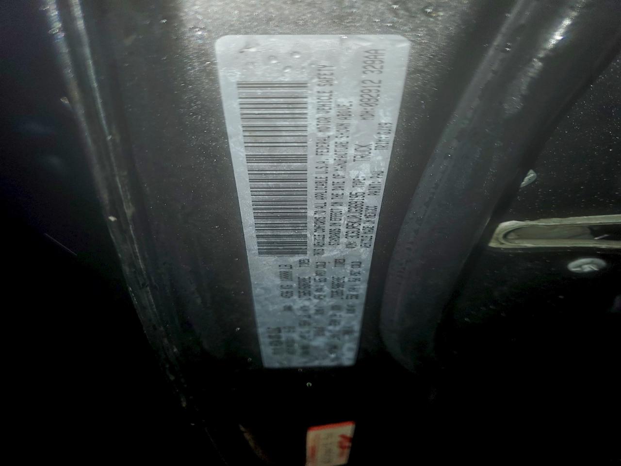 Ram 2500 Laramie Image 8