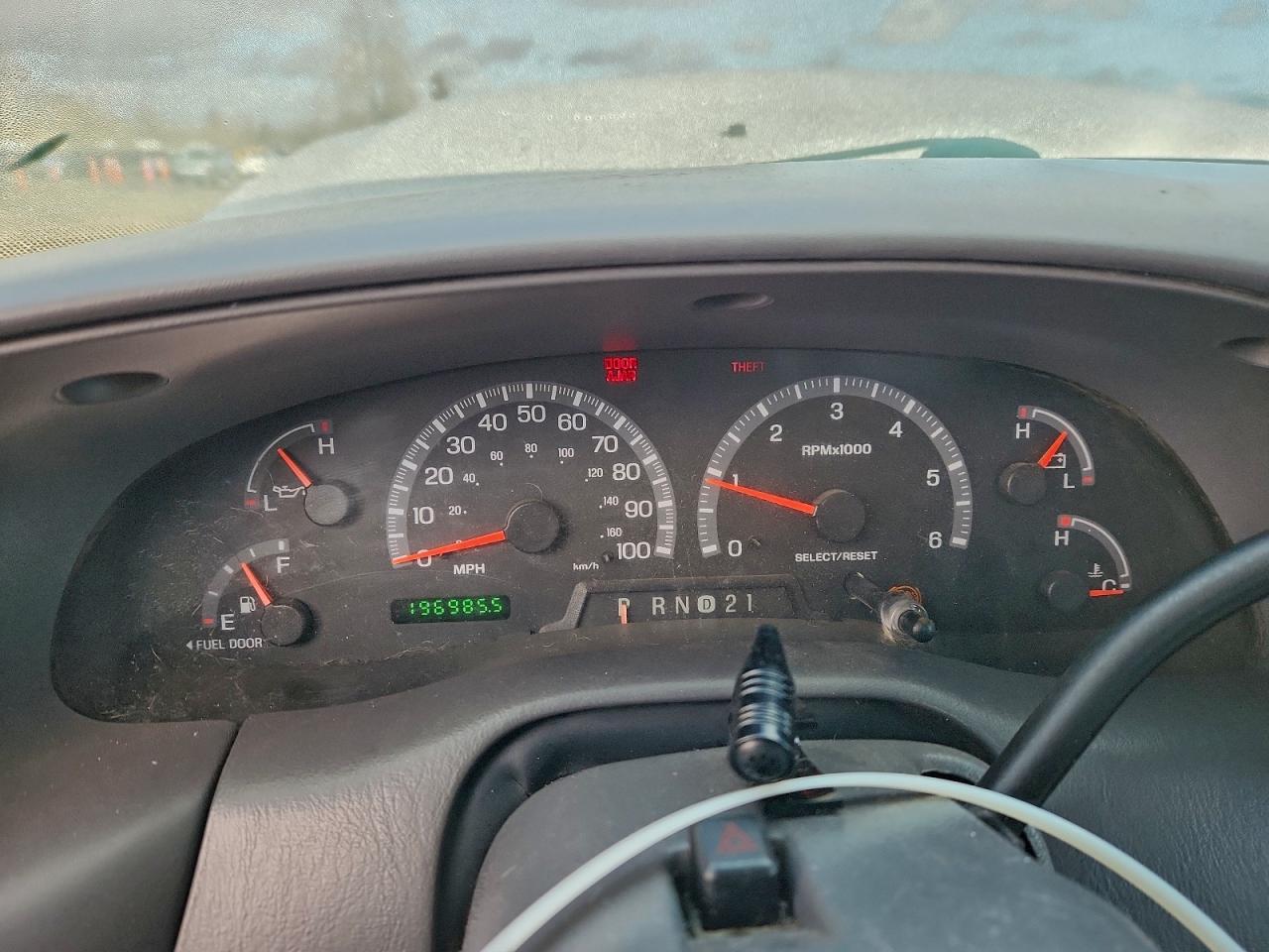 Ford F-150 Supercrew Image 7