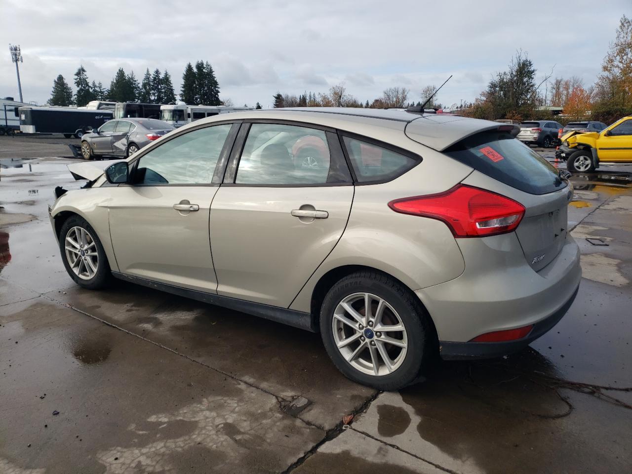 Ford Focus Se Image 10