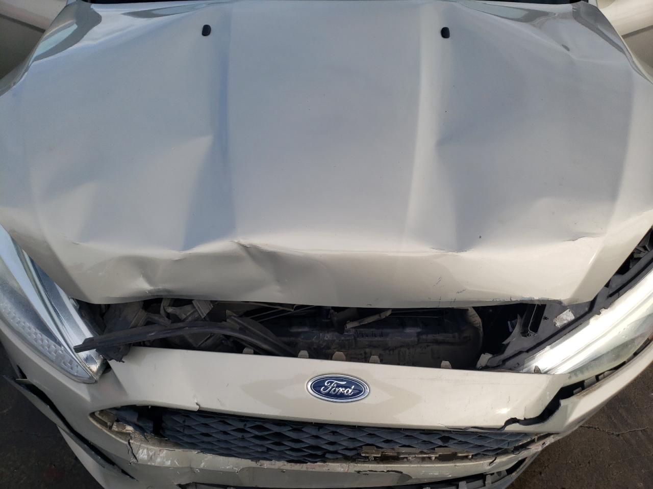 Ford Focus Se Image 8