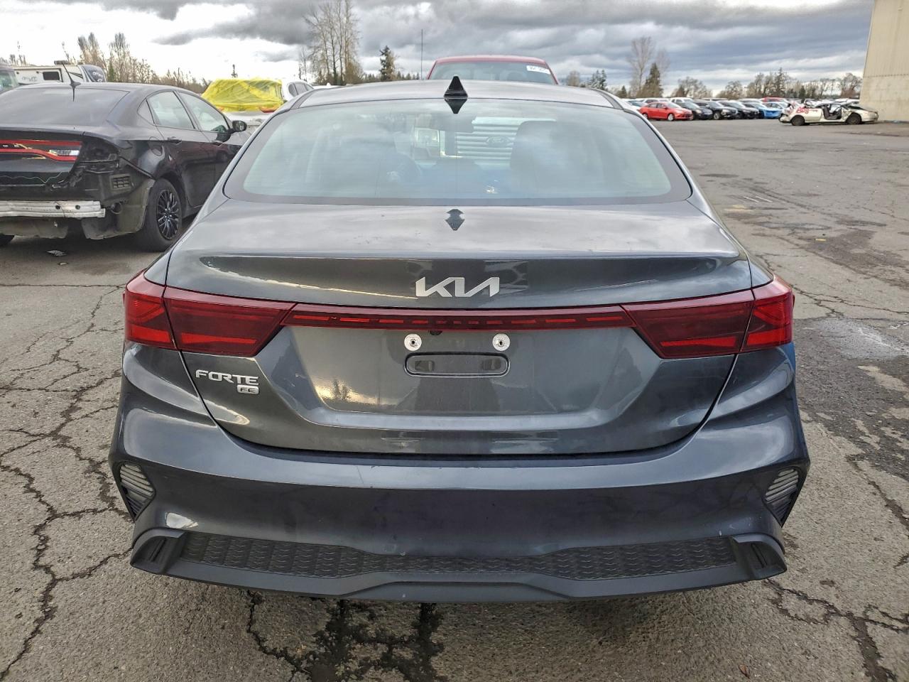 Kia Forte Lx Image 3
