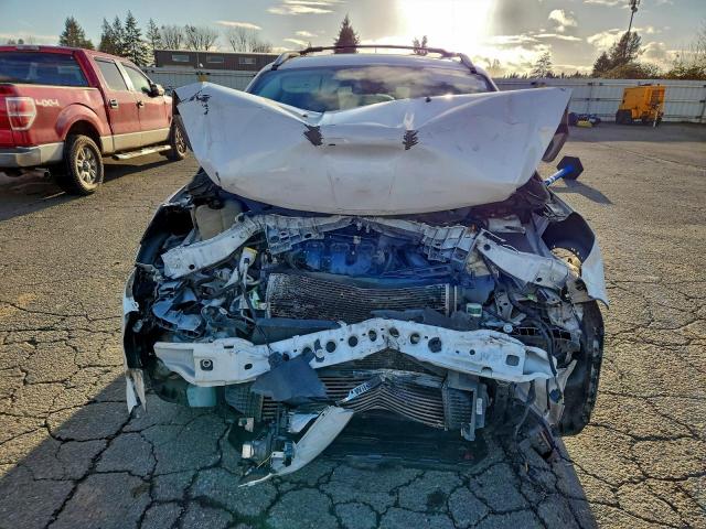 Ford Escape Titanium Image 4