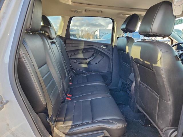 Ford Escape Titanium Image 9