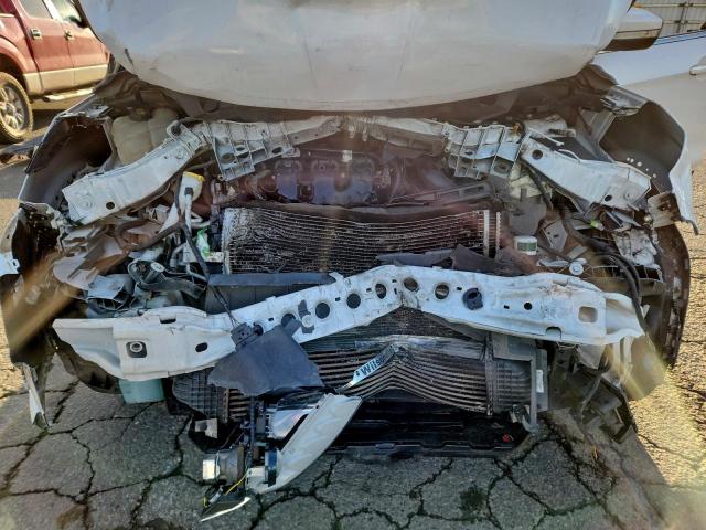 Ford Escape Titanium Image 8