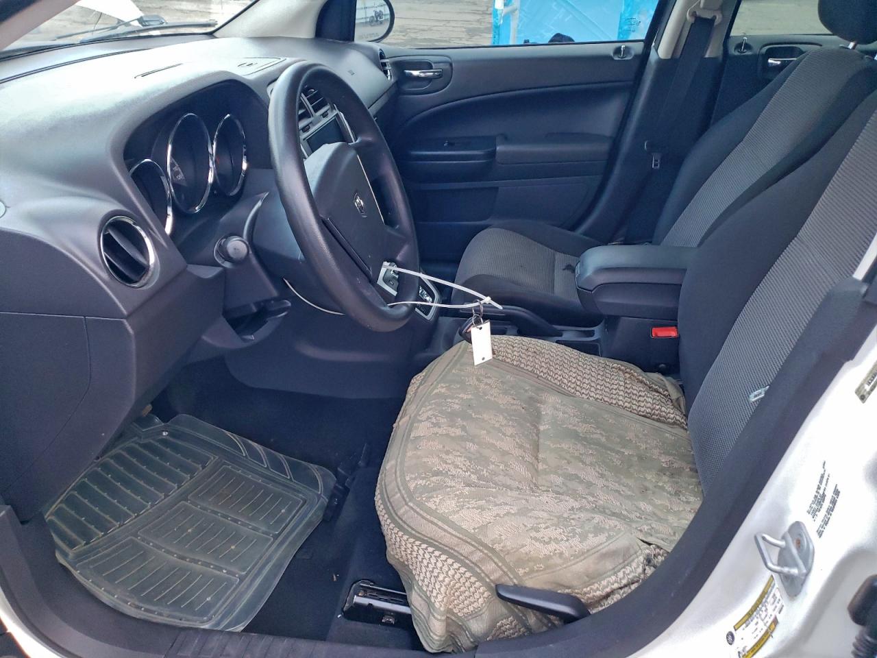 Dodge Caliber Sxt Image 4