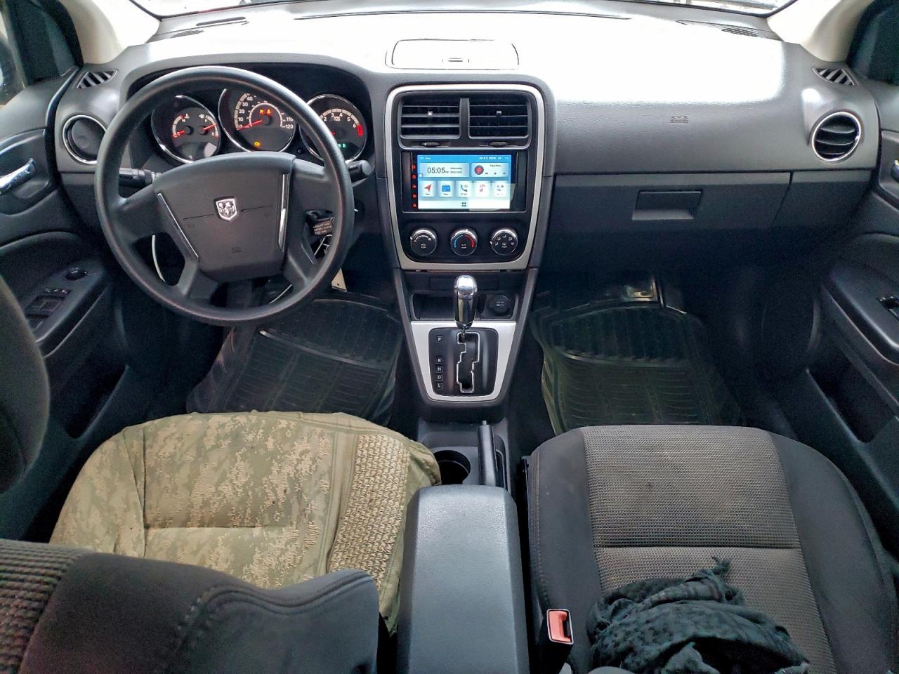 Dodge Caliber Sxt Image 6