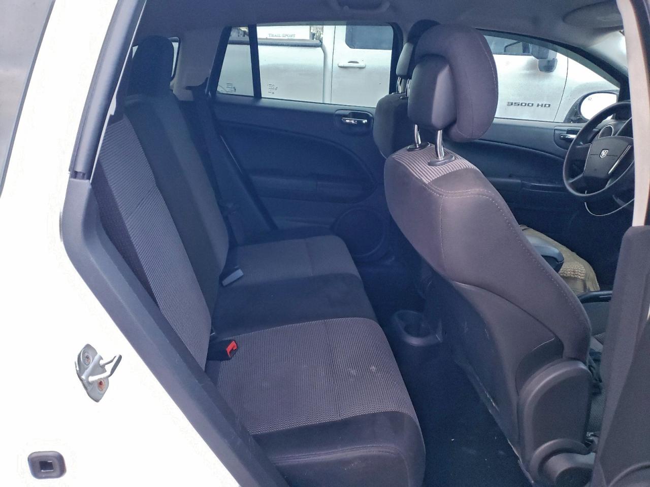 Dodge Caliber Sxt Image 11