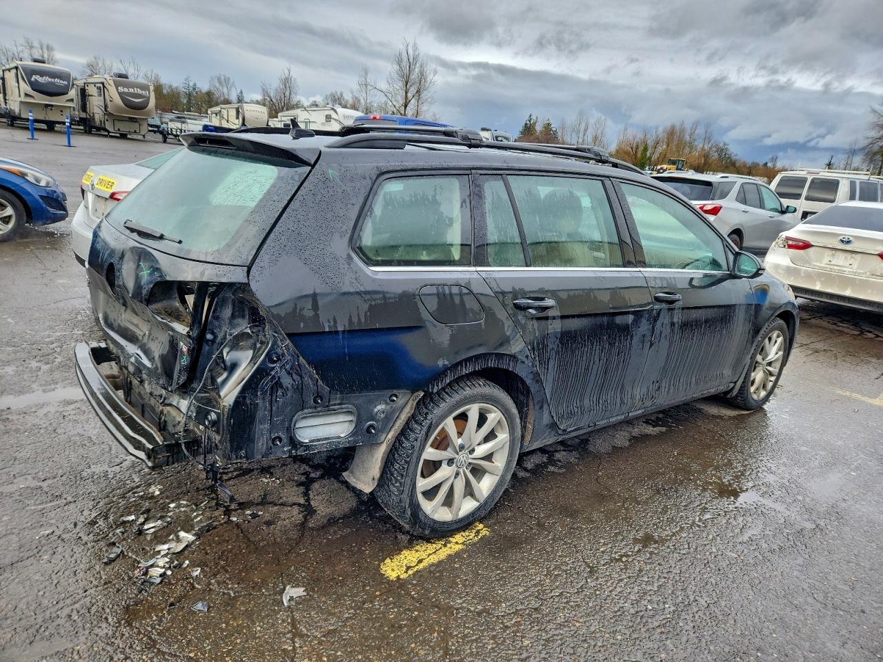 Volkswagen Golf S Image 11