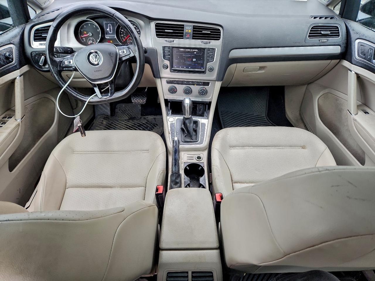 Volkswagen Golf S Image 4