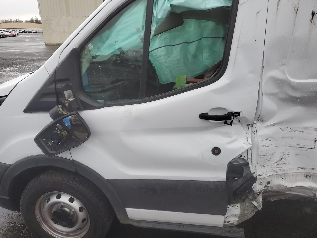 Ford Transit T-150 Image 11