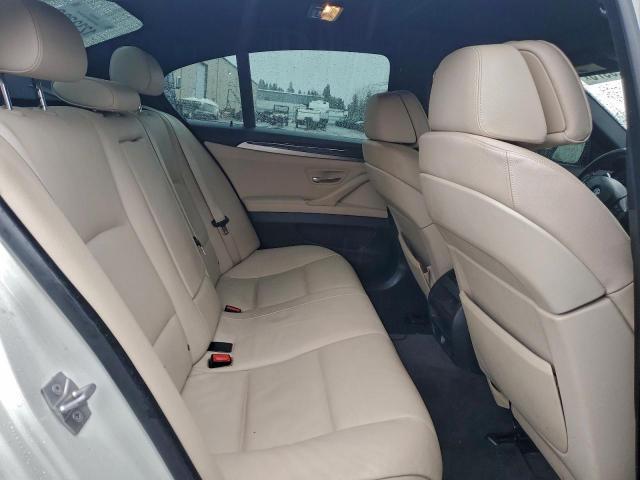 BMW 5 Series I Image 10