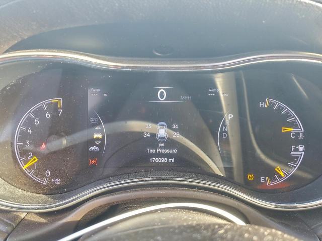 Jeep Grand Cherokee Overland Image 8