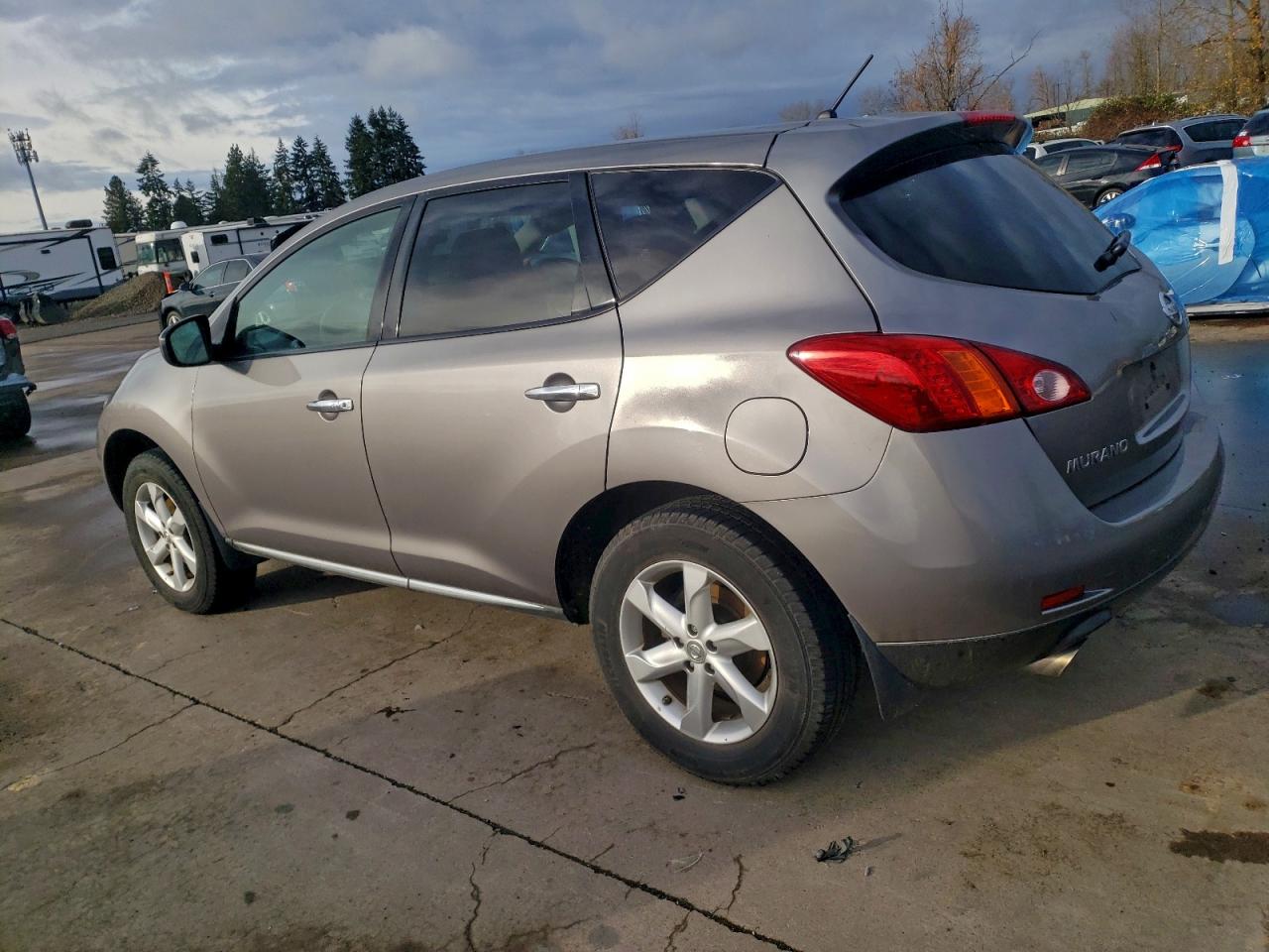 Nissan Murano S Image 2