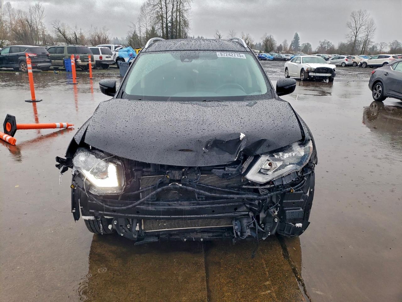 Nissan Rogue S Image 6