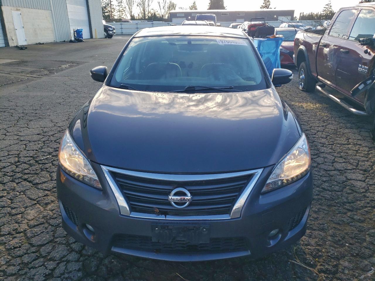 Nissan Sentra S Image 3