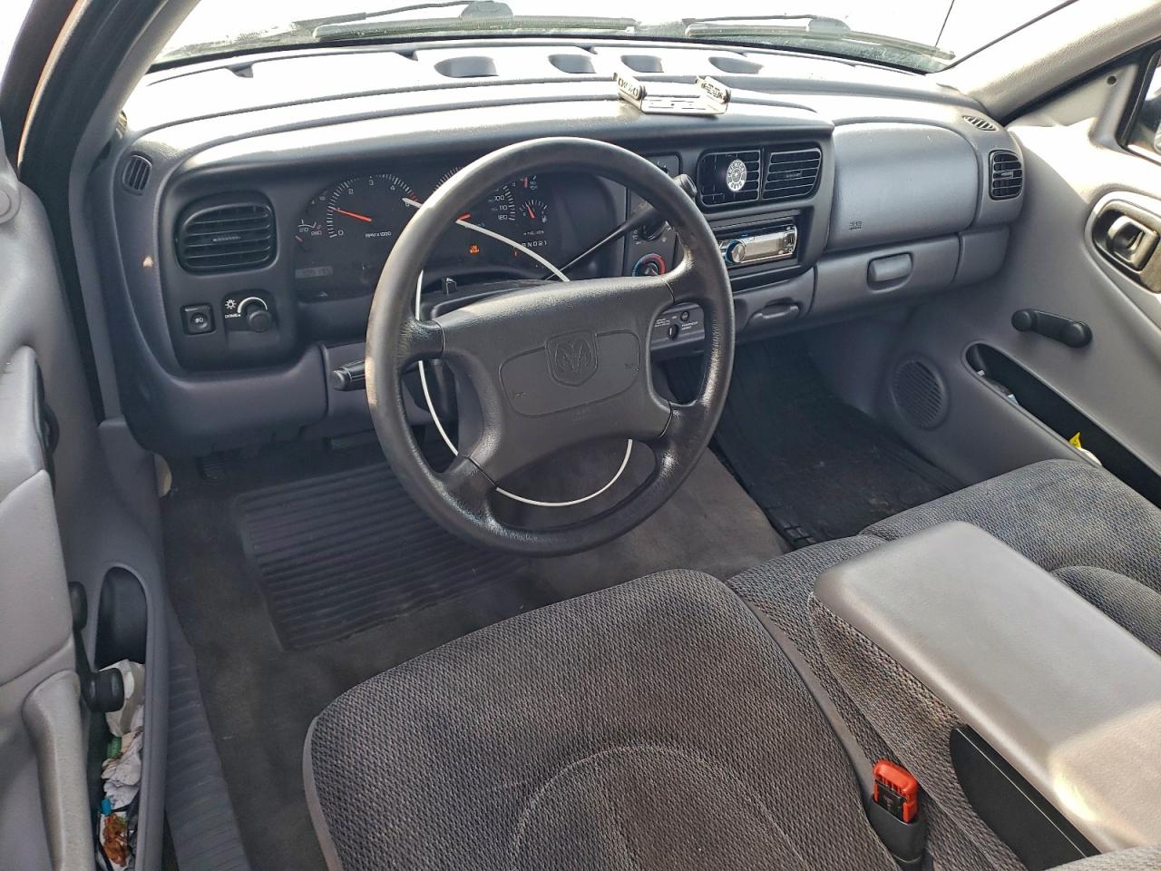 Dodge Dakota Image 8