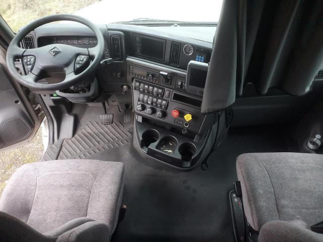 International Lt625 Image 7