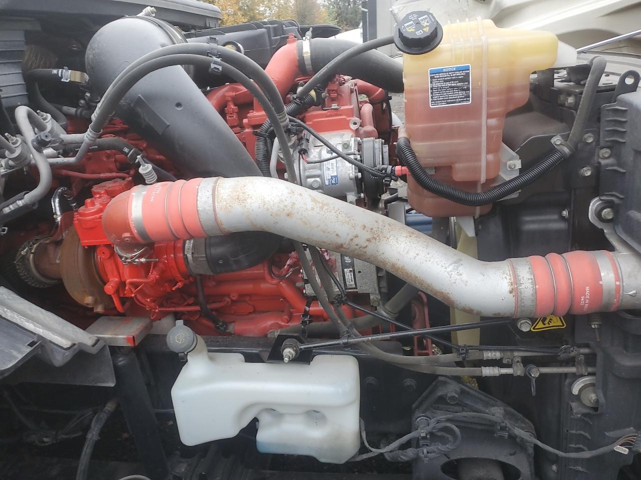 International Lt625 Image 9